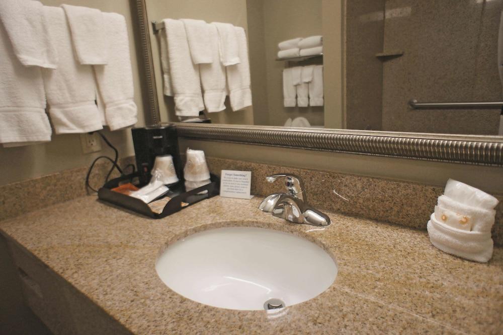 La Quinta Inn & Suites By Wyndham Broussard - Lafayette Area Esterno foto