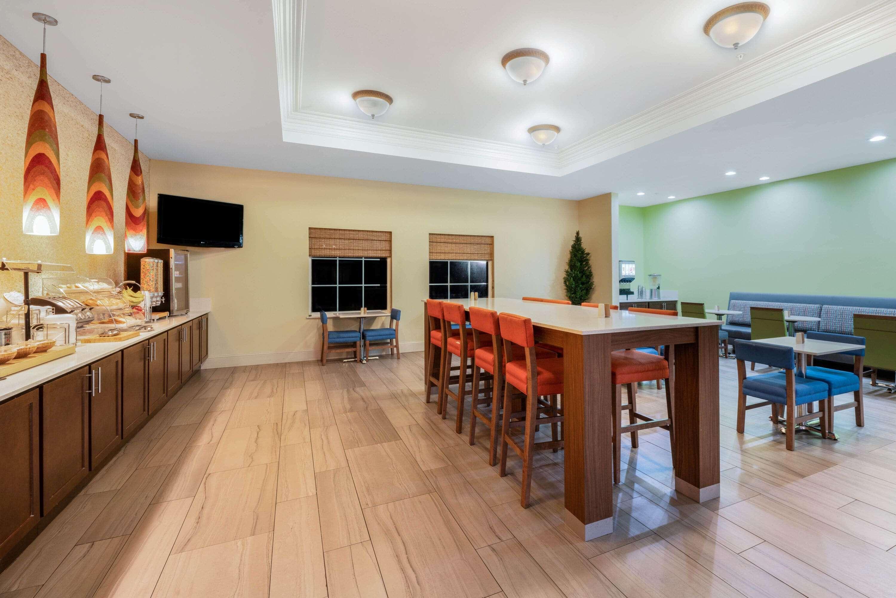 La Quinta Inn & Suites By Wyndham Broussard - Lafayette Area Esterno foto